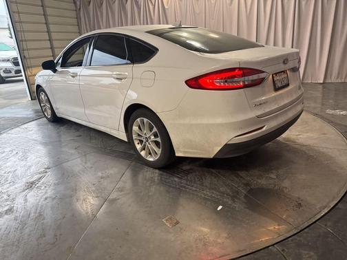 2020 Ford Fusion Hybrid SE