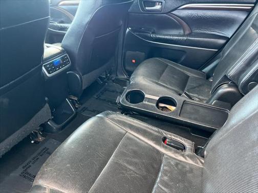 2015 Toyota Highlander Limited Platinum
