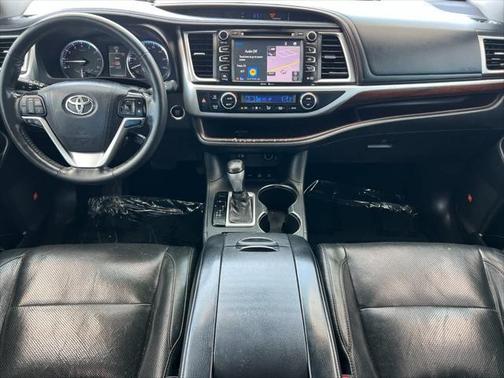 2015 Toyota Highlander Limited Platinum