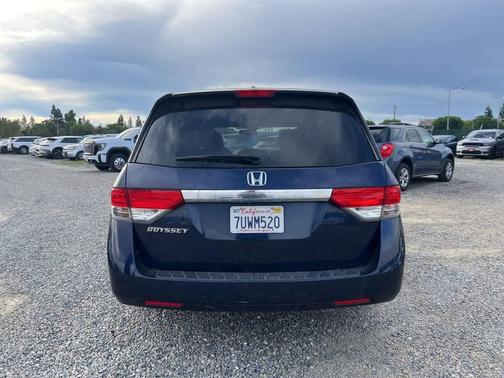 Blue 2016 Honda Odyssey