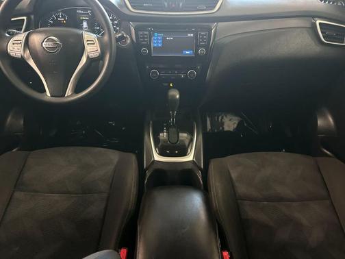Brilliant Silver 2015 Nissan Rogue SV