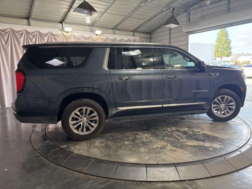 2021 GMC Yukon XL SLT