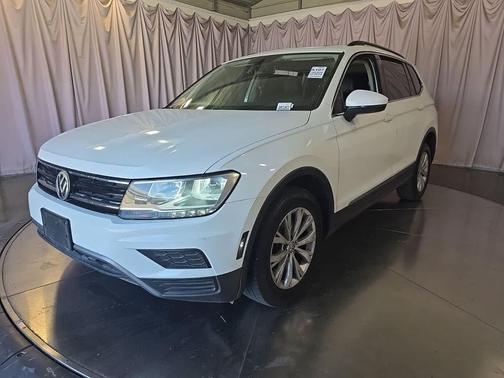 Pure White 2018 Volkswagen Tiguan 2.0T SE