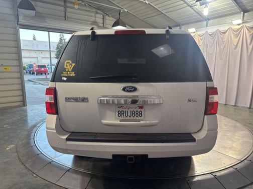 2011 Ford Expedition XLT