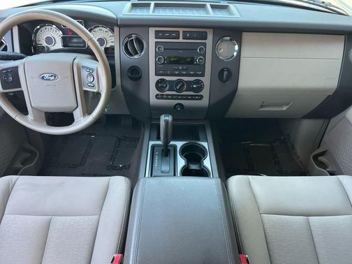 2011 Ford Expedition XLT