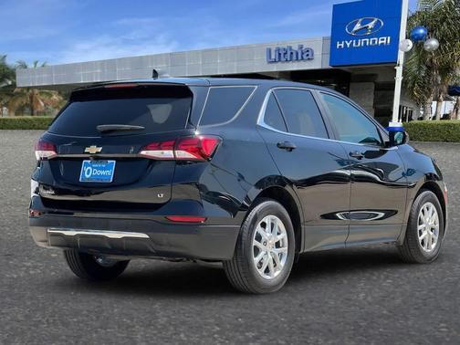 Mosaic Black Metallic 2022 Chevrolet Equinox 1LT