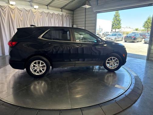 Mosaic Black Metallic 2022 Chevrolet Equinox 1LT