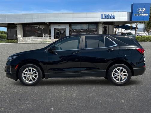 Mosaic Black Metallic 2022 Chevrolet Equinox 1LT