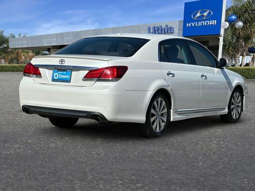 Blizzard Pearl 2011 Toyota Avalon Limited