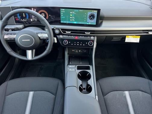 2026 Hyundai SONATA SEL