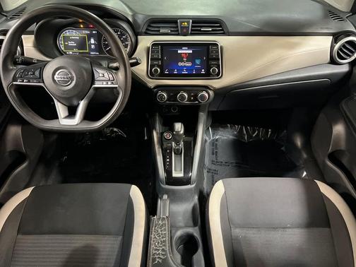 2021 Nissan Versa 1.6 SV