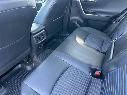 Magnetic Gray Metallic/Midnight Black Metallic 2023 Toyota RAV4 Hybrid SE