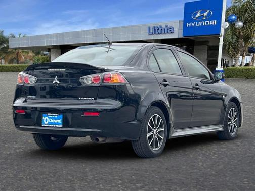 2017 Mitsubishi Lancer ES