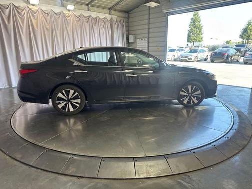 Storm Blue Metallic 2022 Nissan Altima 2.5 SV