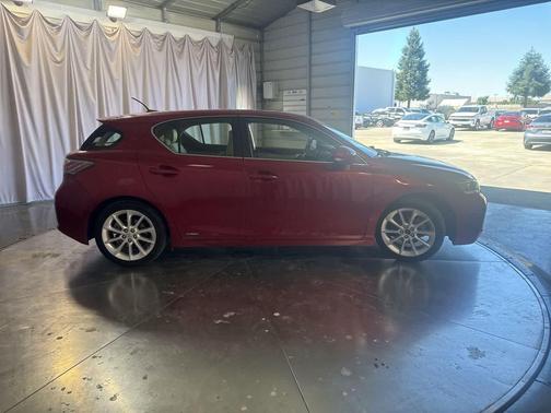 Matador Red Mica 2012 Lexus CT 200h Premium