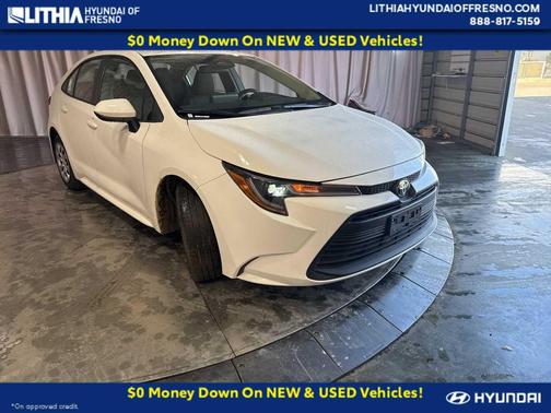 2025 Toyota Corolla LE
