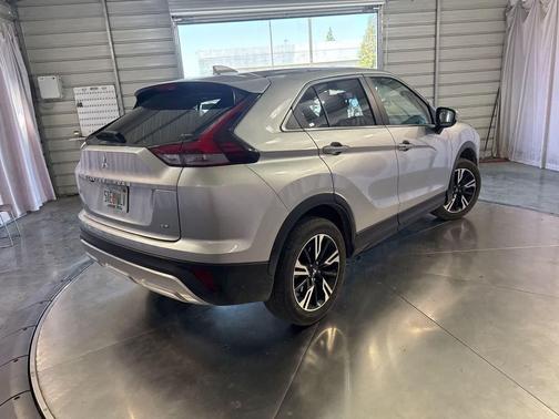 Alloy Silver Metallic 2026 Mitsubishi Eclipse Cross SE