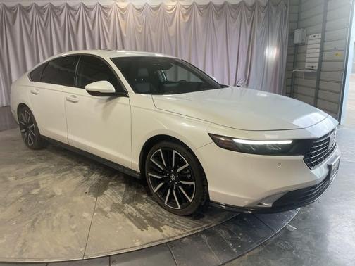 2024 Honda Accord Hybrid Touring