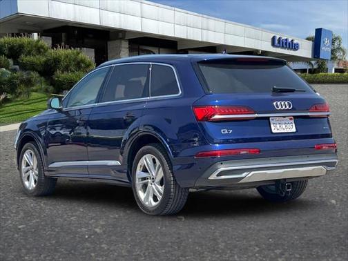 2022 Audi Q7 55 Premium Plus