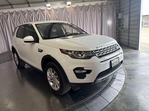 White 2018 Land Rover Discovery Sport HSE
