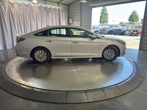 Starlight Silver 2016 Hyundai SONATA Hybrid SE