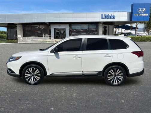 2019 Mitsubishi Outlander ES