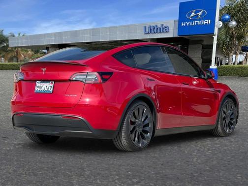 2022 Tesla Model Y Performance
