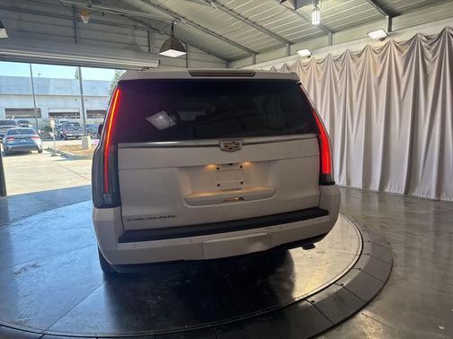 White Diamond Tricoat 2015 Cadillac Escalade ESV Premium
