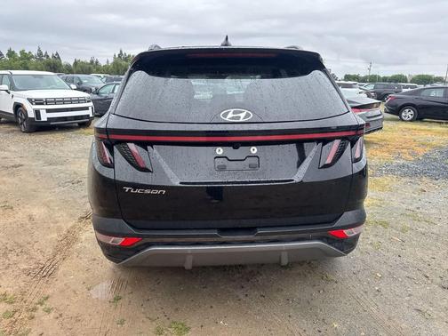 Black Pearl 2024 Hyundai TUCSON Limited