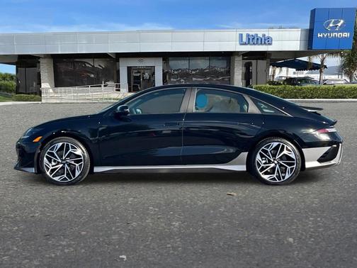 2025 Hyundai IONIQ 6 SEL