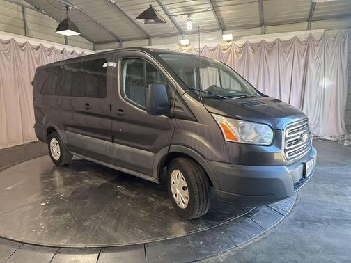 2017 Ford Transit-150 XLT