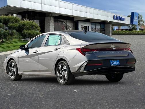 Fluid Metal 2025 Hyundai ELANTRA Sport