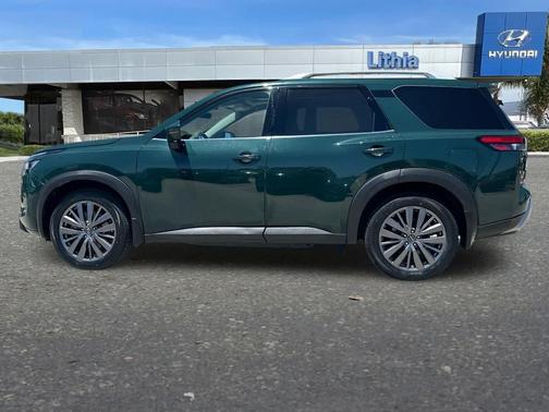 Obsidian Green Pearl 2024 Nissan Pathfinder SL