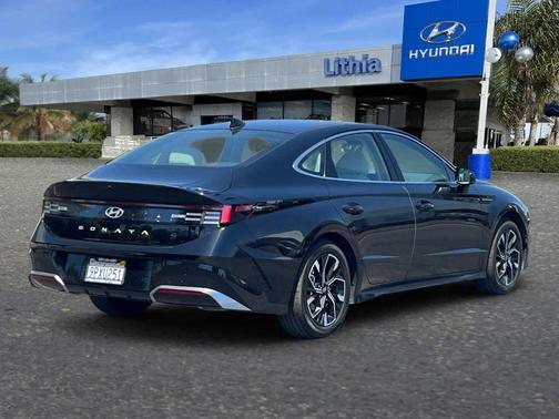 2024 Hyundai SONATA SEL