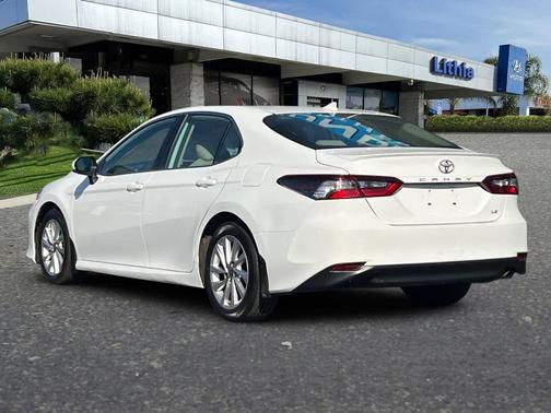 2021 Toyota Camry LE