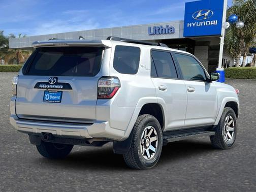 2024 Toyota 4Runner TRD Off Road