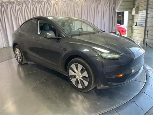 2024 Tesla Model Y Long Range Dual Motor All-Wheel Drive