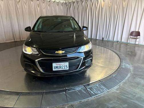 Mosaic Black Metallic 2019 Chevrolet Sonic LT