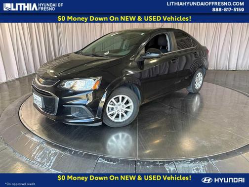 Mosaic Black Metallic 2019 Chevrolet Sonic LT