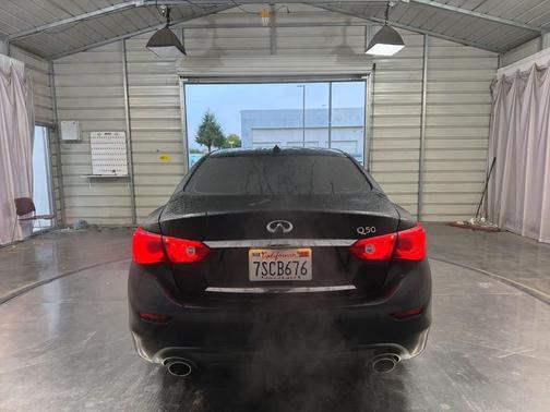 2015 INFINITI Q50 Premium