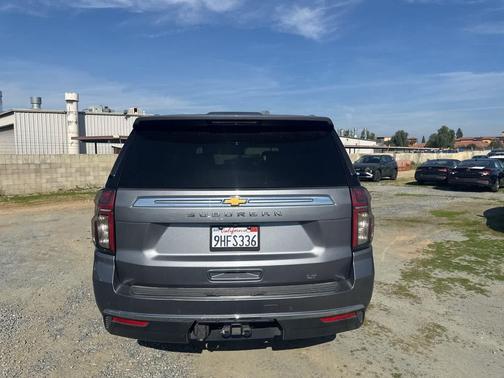 2022 Chevrolet Suburban LT