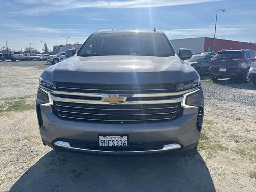 2022 Chevrolet Suburban LT
