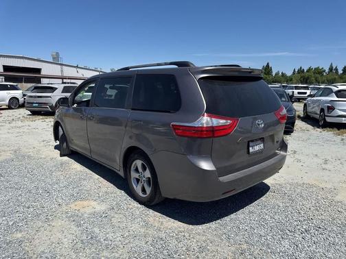 Predawn Gray Mica 2015 Toyota Sienna LE