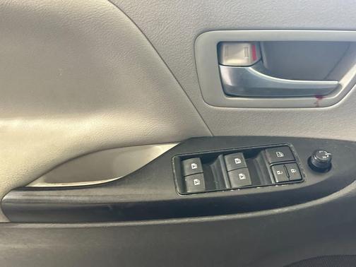 Predawn Gray Mica 2015 Toyota Sienna LE