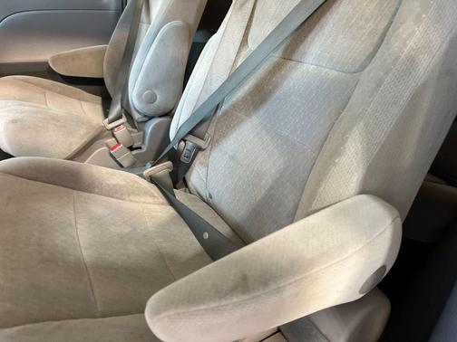 Predawn Gray Mica 2015 Toyota Sienna LE
