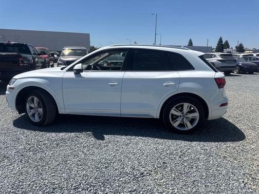 Ibis White 2018 Audi Q5 Tech Premium