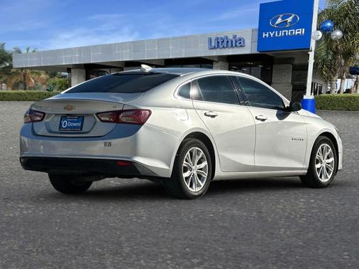 2022 Chevrolet Malibu LT