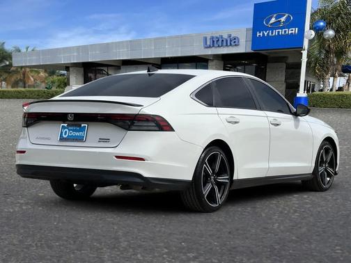 Platinum White Pearl 2023 Honda Accord Hybrid Sport