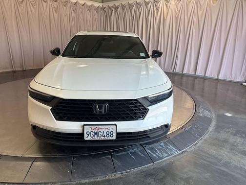 Platinum White Pearl 2023 Honda Accord Hybrid Sport
