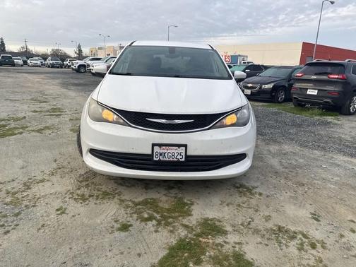 2017 Chrysler Pacifica LX